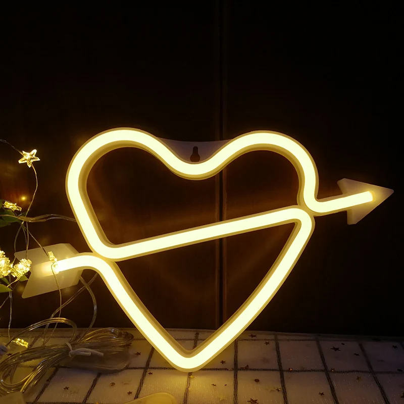 Veilleuse LED néon en plastique, cœur et flèche, éclairage mural alimenté par batterie pour chambre à coucher, blanc Clear...