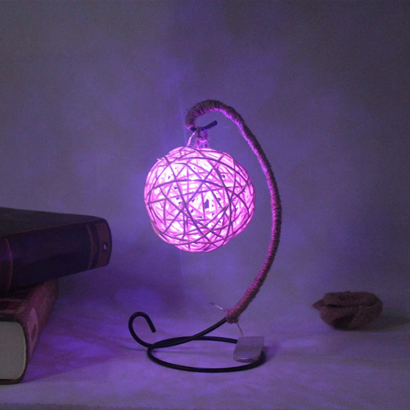 Veilleuse à piles en boule de rotin pour enfants, éclairage de Table LED blanc avec bras incurvé Clearhalo