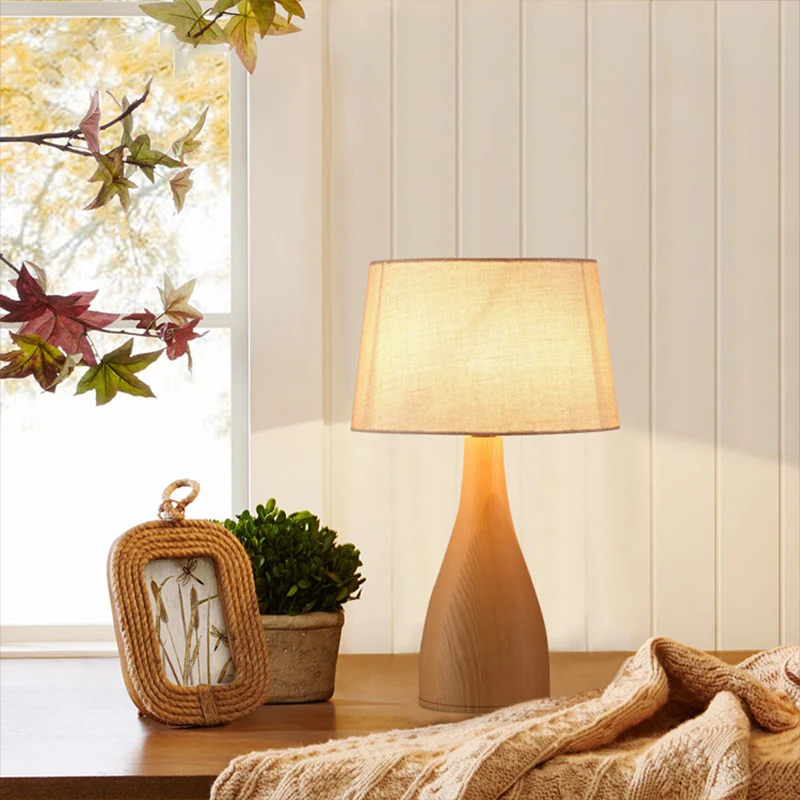 Veilleuse à tambour conique, éclairage de table de chevet simple en tissu minimal avec socle de vase en bois Clearhalo