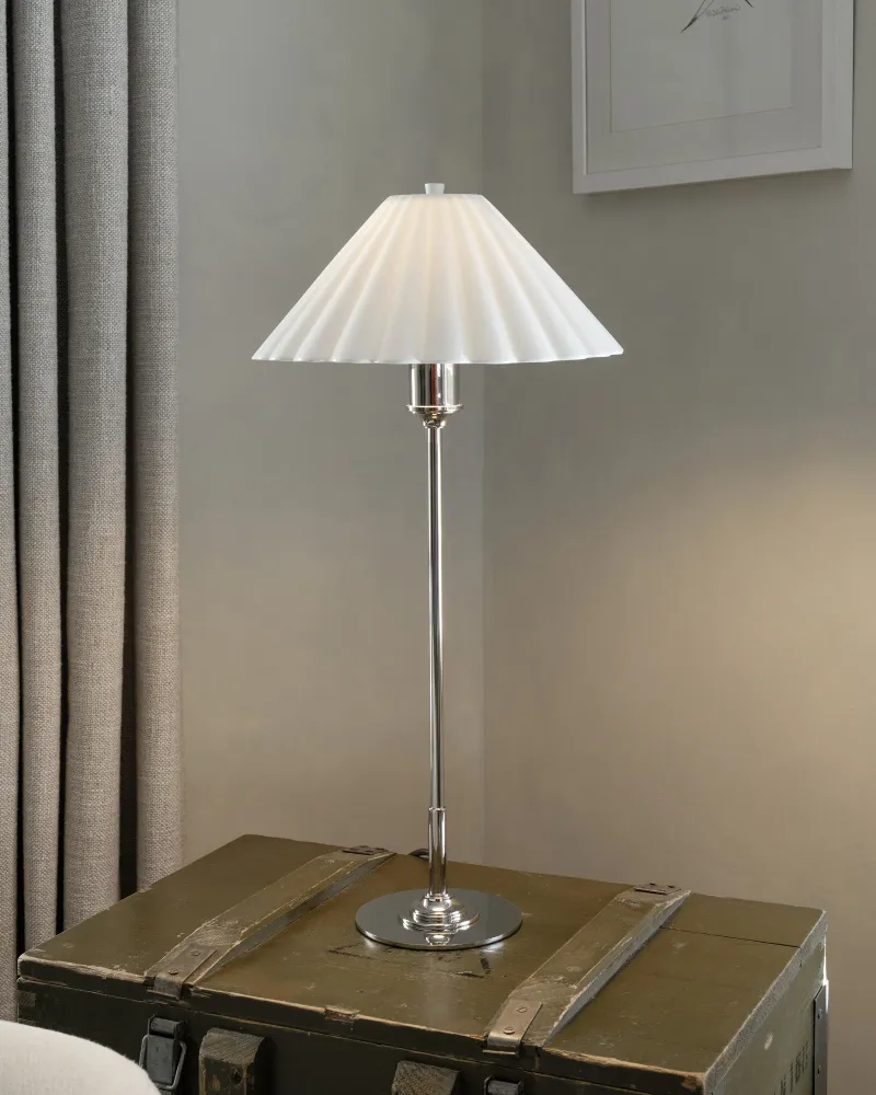 Cotswold Moyenne Lampe de Table Porcelaine Fine - Nickel Poli