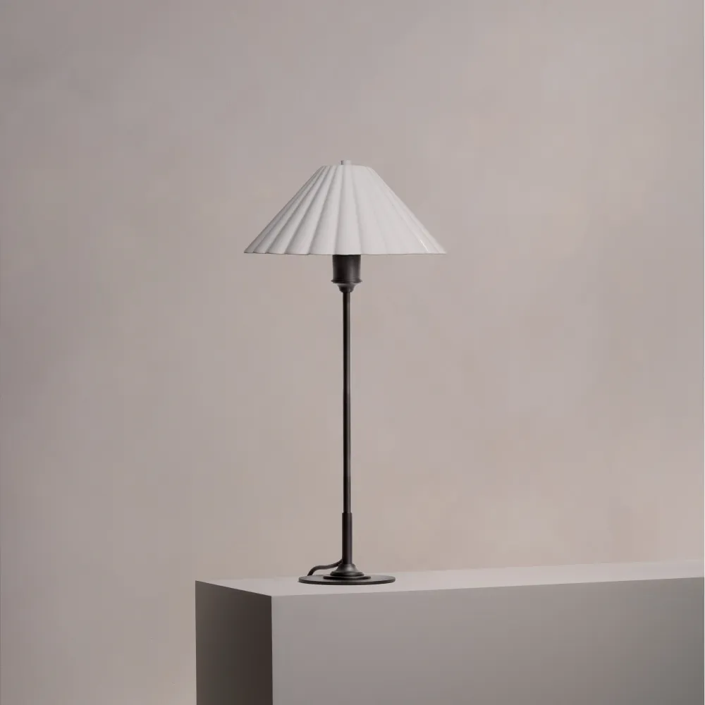Cotswold Moyenne Lampe de Table Porcelaine Fine - Bronze