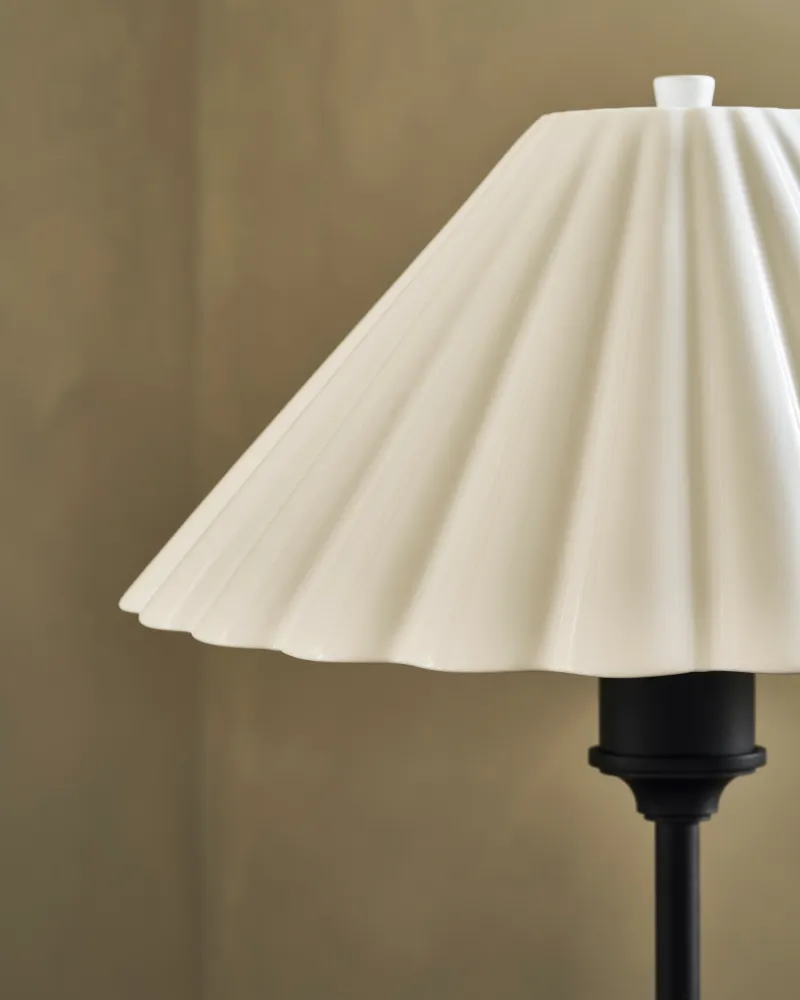 Cotswold Moyenne Lampe de Table Porcelaine Fine - Bronze