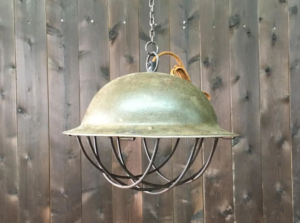 Lampe Suspendue Casque Exotik Mobilier