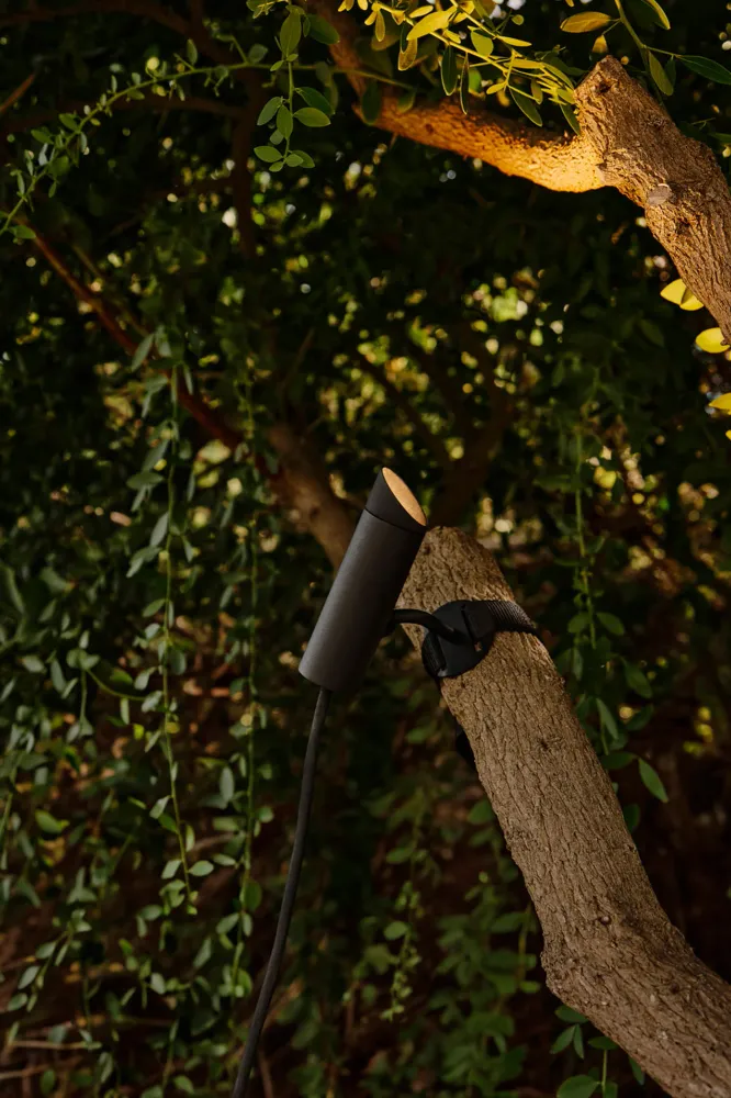 Lampadaire FARO Barcelona Clap en aluminium noir LED