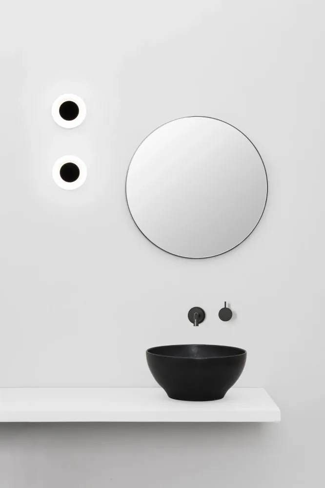 Faro MOY Black wall/ceiling lamp 40093