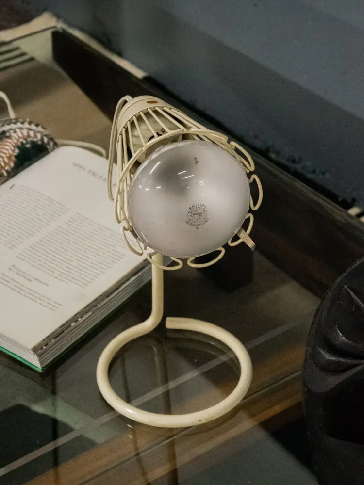 Julia, la lampe chauffante Infraphil à poser N°611 FEPCD