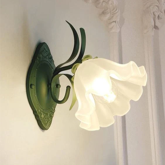 FleurLumière – Applique Murale Élégante Fleur de Muguet