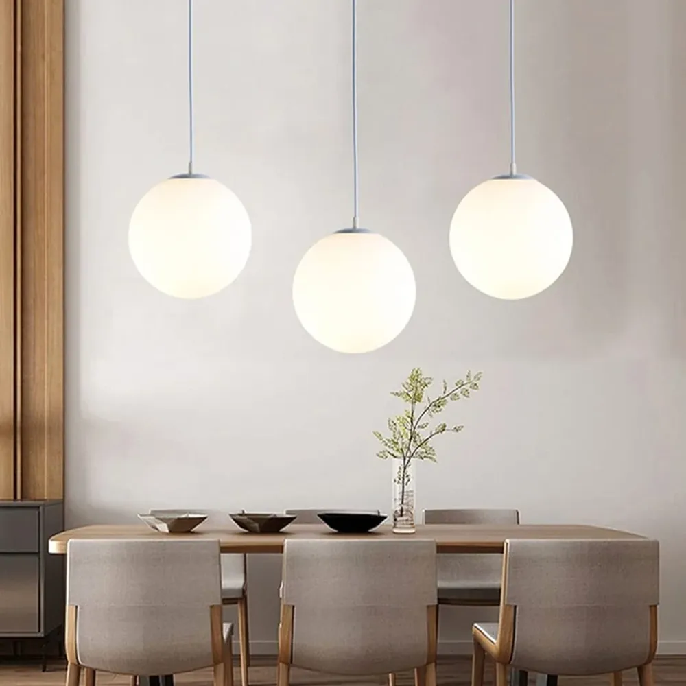 Suspension Globe Moderne avec Abat-Jour en Verre Blanc, plafonnier à 1 lumière en Forme de Boule de Verre, luminaire Suspe...
