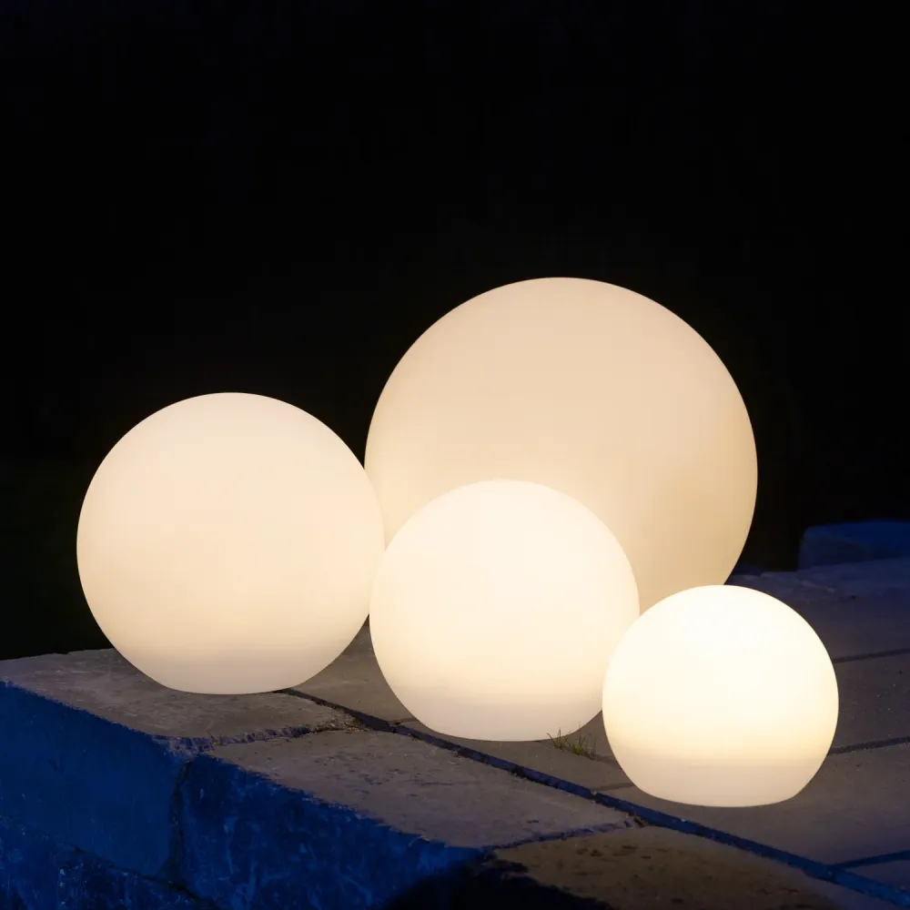 Ida Boule lumineuse LED blanche Ø 20-25-30-40 cm set 4 pièces