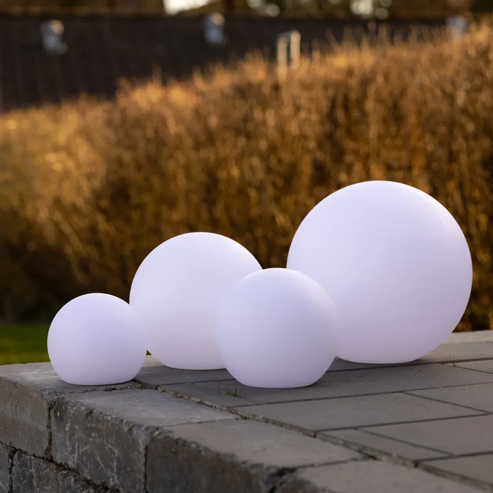 Ida Boule lumineuse LED blanche Ø 20-25-30-40 cm set 4 pièces