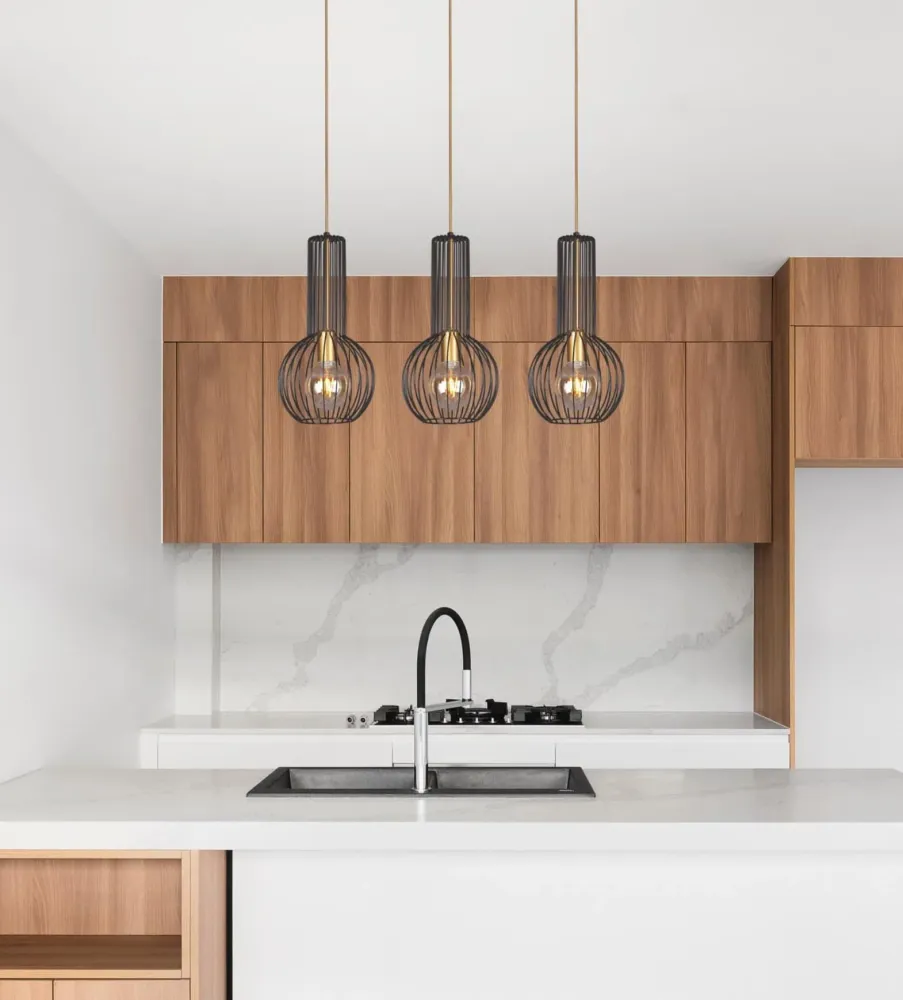 Suspension linéaire Kaja Arvi Black 3L, douille E27, hauteur 110 cm