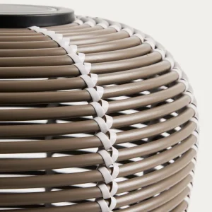 Lampe de table solaire d’extérieur Garoina LED en rotin synthétique taupe Ø 35 cm Kave Home Mauritius