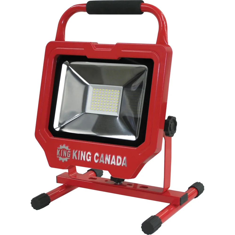 Lampe de travail à LED, 36 W, 4 000 lumens, boîtier en aluminium KING CANADA
