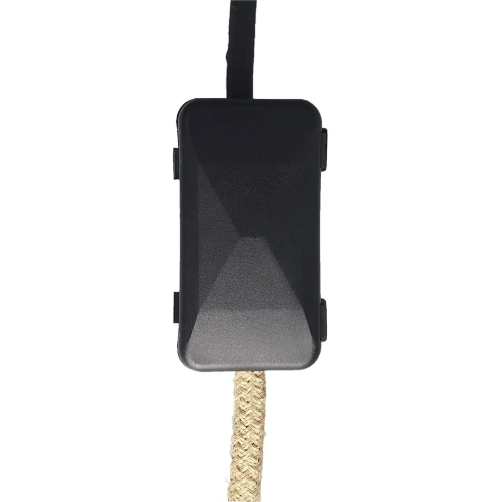 Kit de connexion avec boîte de protection pour câbles et double serre-câble