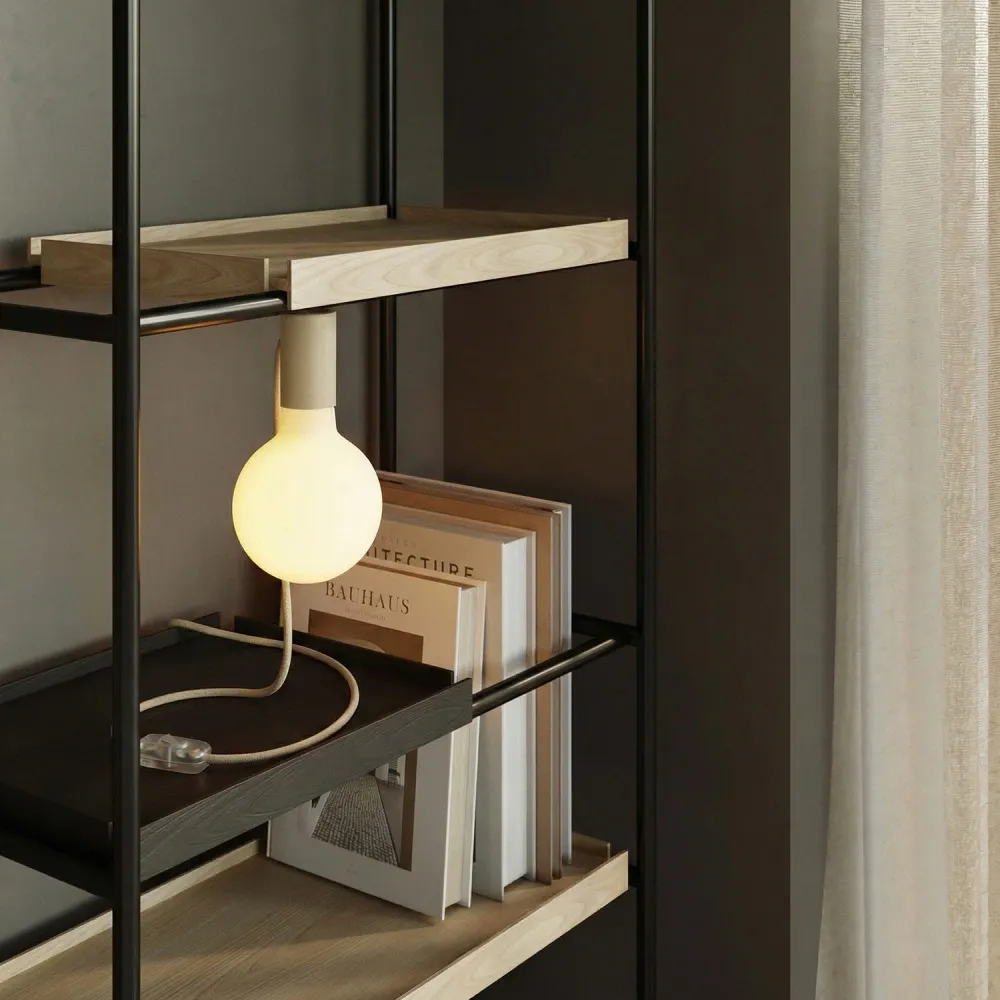 Lampada magnetica plug- con attacco E27 e spina UK - Panna
