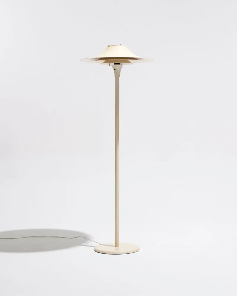 LAMPADAIRE EN MÉTAL BLANC, LYFA, 1970s