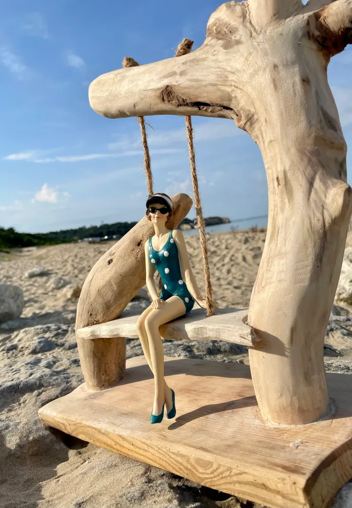 Lampe en bois flotté Baigneuse (Pièce unique)