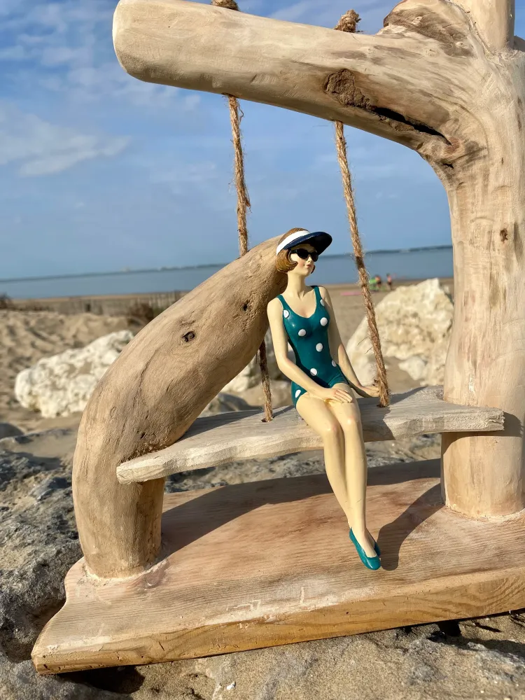 Lampe en bois flotté Baigneuse (Pièce unique)