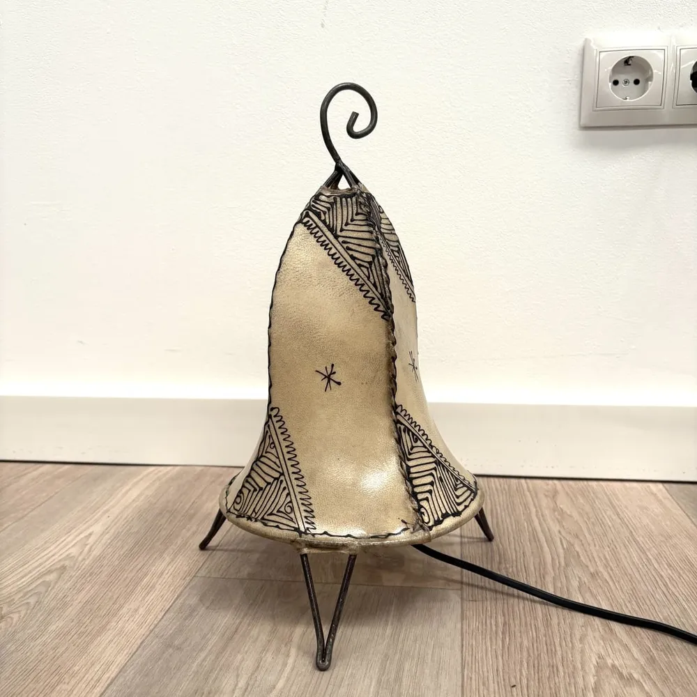 Lampe au henné marocain peinte à la main 35x19