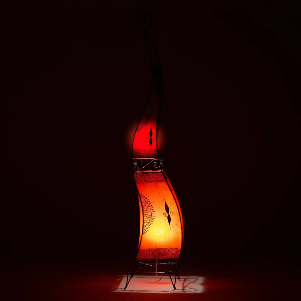 Lampe marocaine henné et cuir 150cm rouge