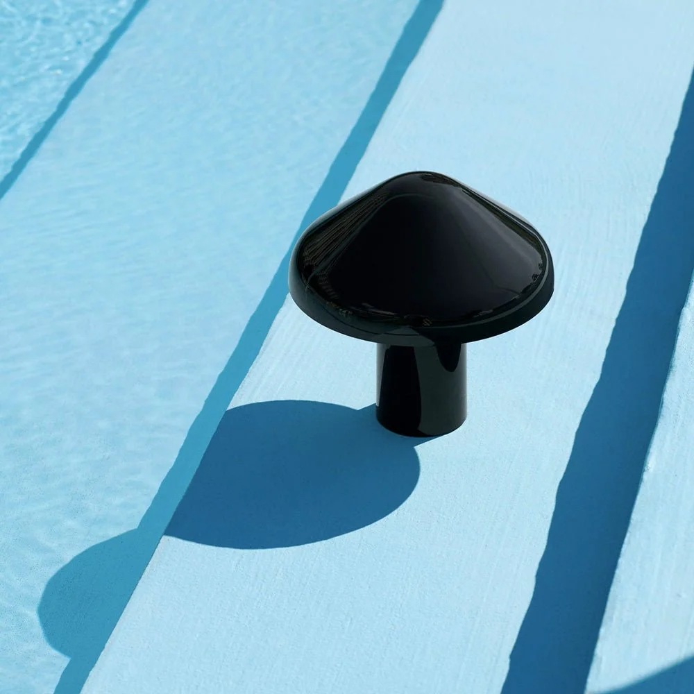 Lampe Pao portable noire douce