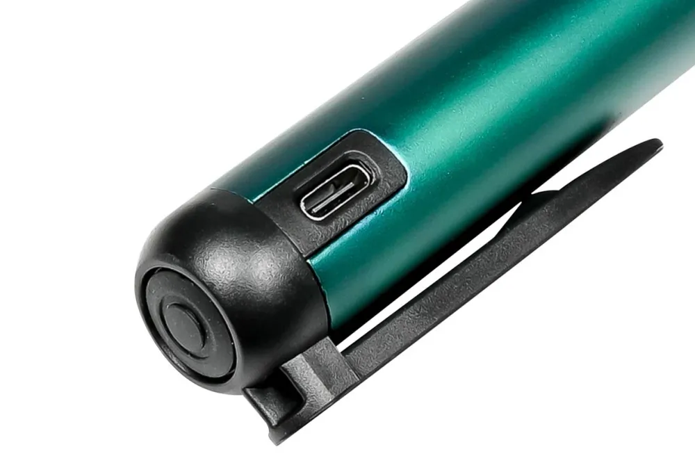 Lampe de poche compacte avec clip manétique display