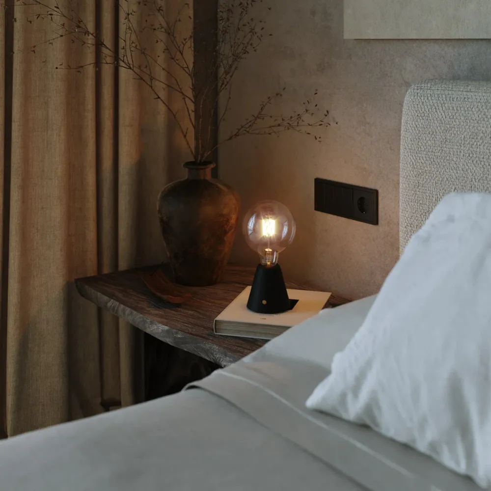 Lampe portable rechargeable Cabless01 avec ampoule globe G125 - Noir