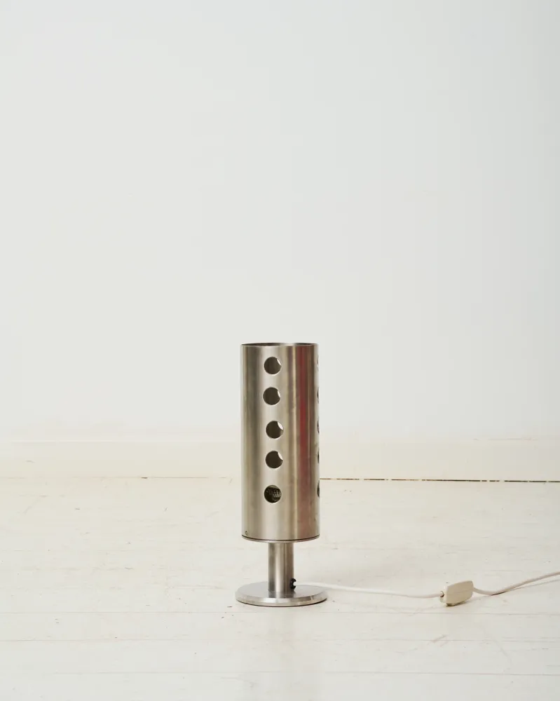 Lampe à poser en aluminium brossé ajouré, 1980-1990s