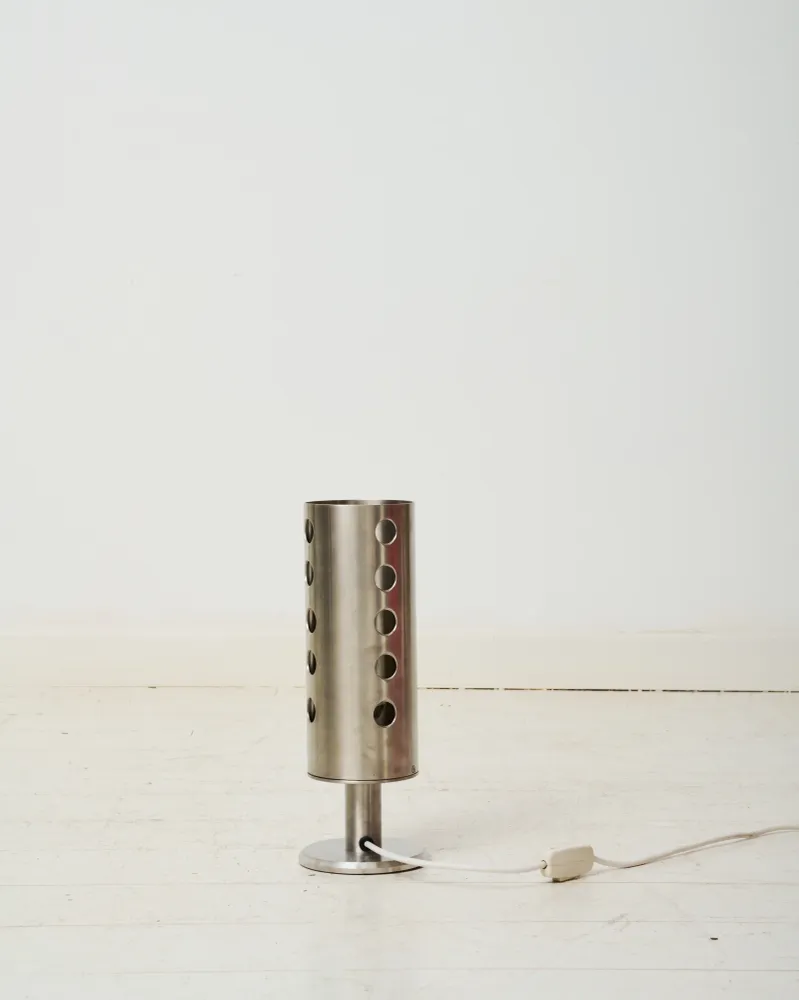 Lampe à poser en aluminium brossé ajouré, 1980-1990s