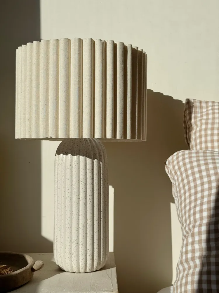 Lampe à poser écrue - MIRA