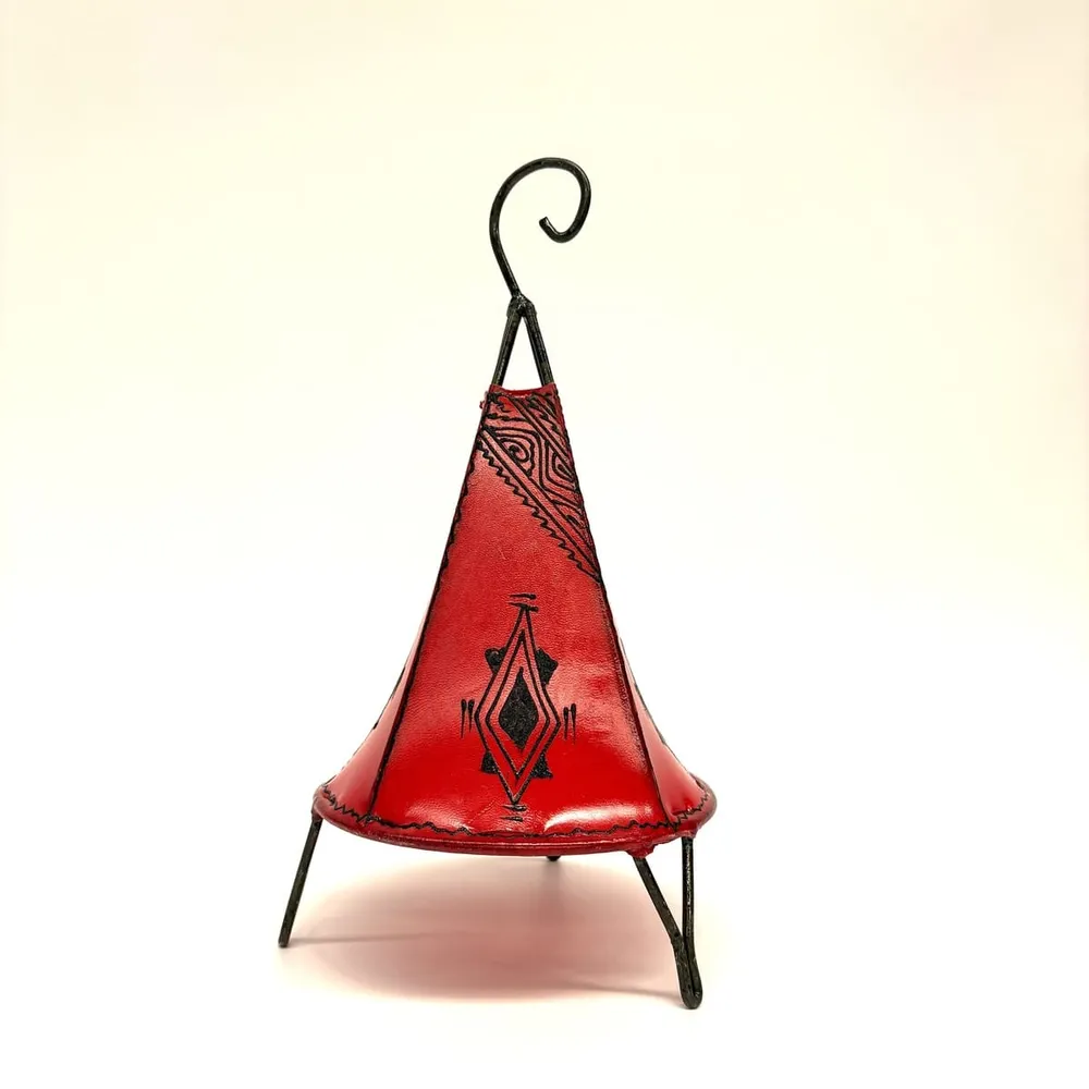 Lampe Pyramide Marrakech Cuir Rouge 35cm