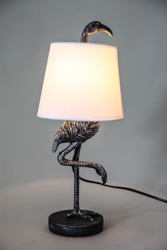 Lampe résine flamant rose abat-jour blanc
