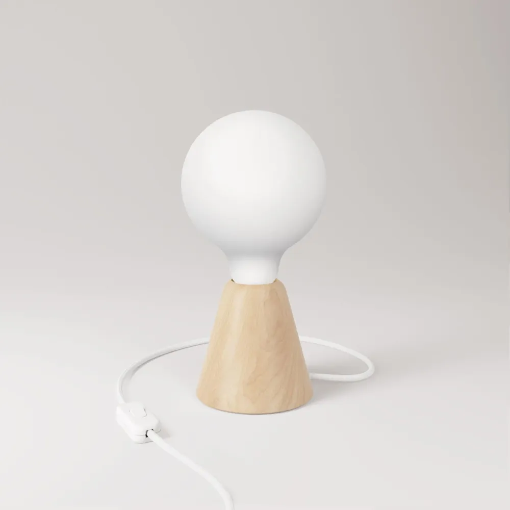 Lampe de table avec base en aulne, ampoule à effet porcelaine, câble RM01 et fiche EU