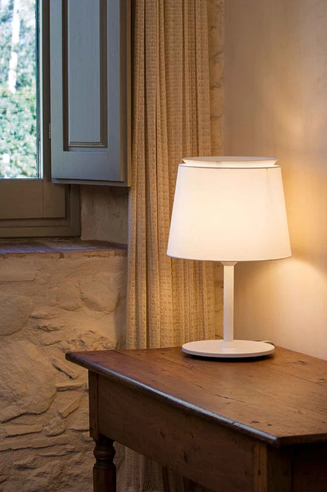 Lampe de table blanche SAVOY - Élégance illuminée