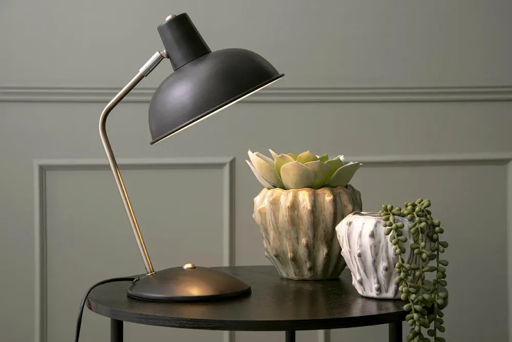 Lampe de table Hood