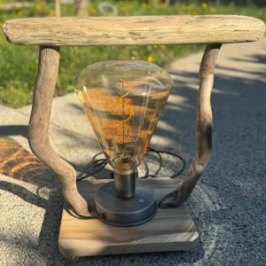 Lampe trapèze en bois flotté