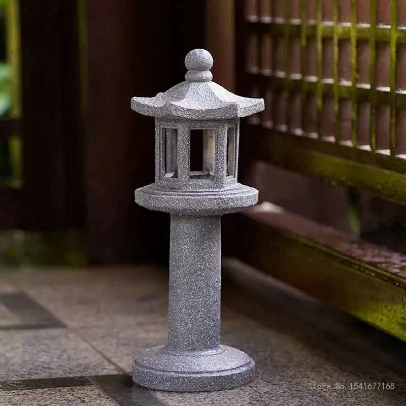 Lanterne Japonaise En Pierre