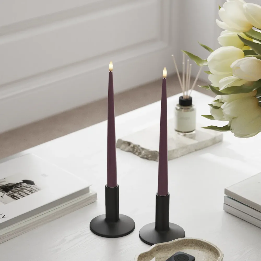 LED Bougie effilée avec vernis, 2 pièces (28 cm) Violet clair