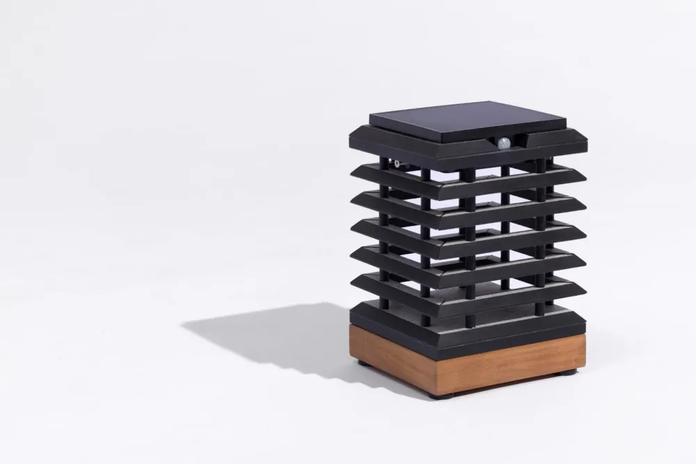 Les Jardins Tekura Lampe table solaire 300 Lumens