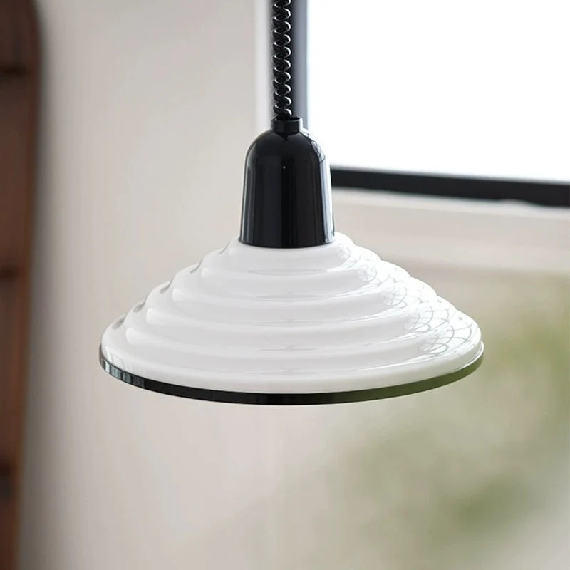 ÉléganceLumière – Lustre Raffiné en Verre Crème
