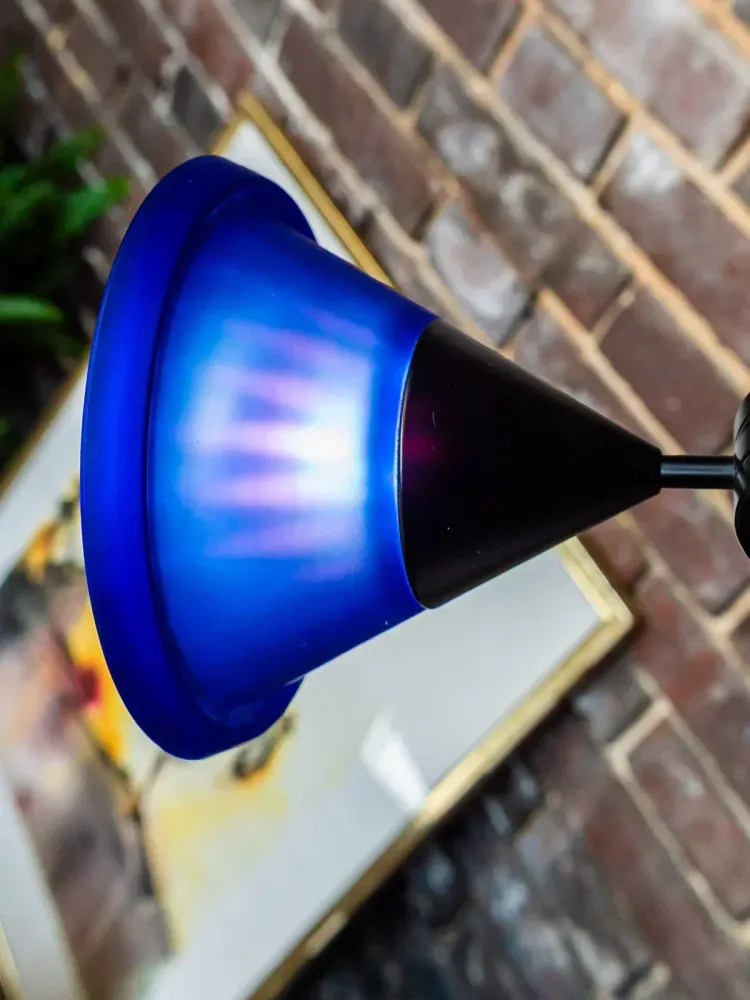 Julien, le lampadaire en métal et verre N°189 LGT