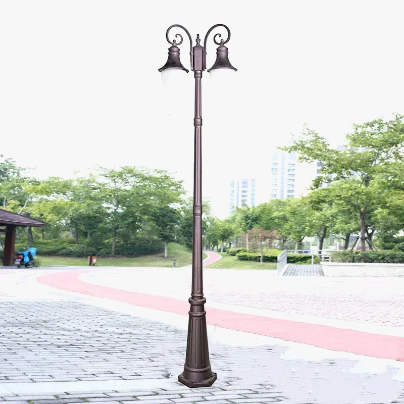 lampadaire extérieur rétro étanche style européen pour jardin Lumeers_marketplace