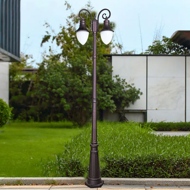 lampadaire extérieur rétro étanche style européen pour jardin Lumeers_marketplace