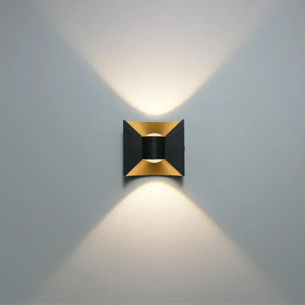 LumiDécor - Éclairage LED pour Espaces Extérieurs