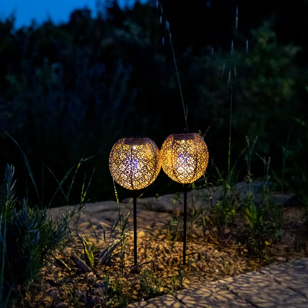 Lot de 2 balises solaires style oriental à planter LED blanc chaud AGADIR H45cm Lumisky