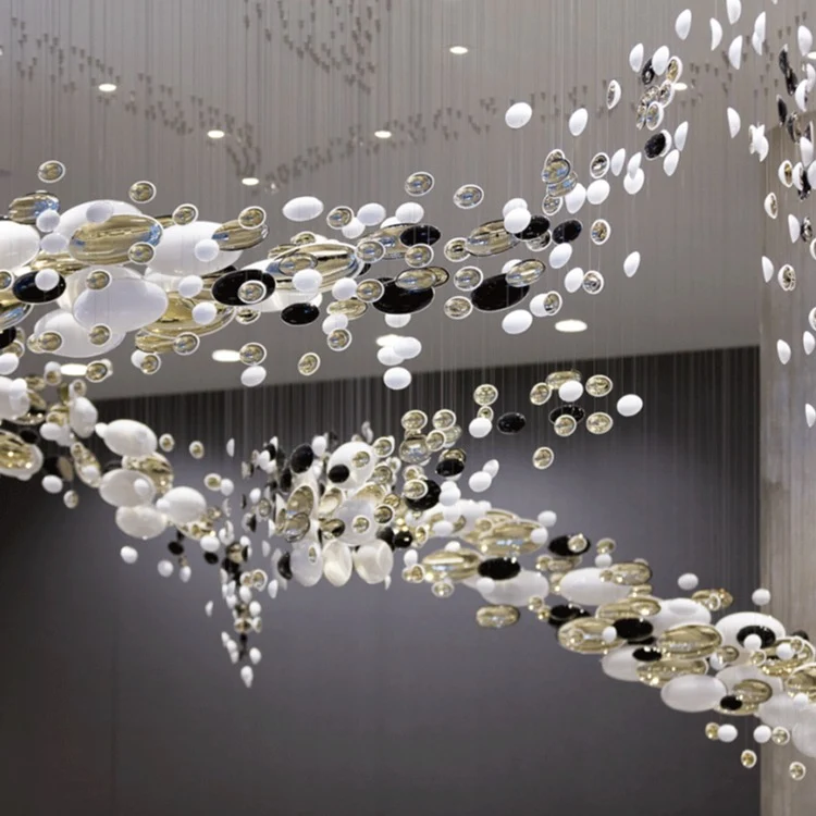 Lustre rectangulaire moderne européen de grande taille et de luxe, orné de cristaux K9 et de LED. « Le prix dépend de la t...