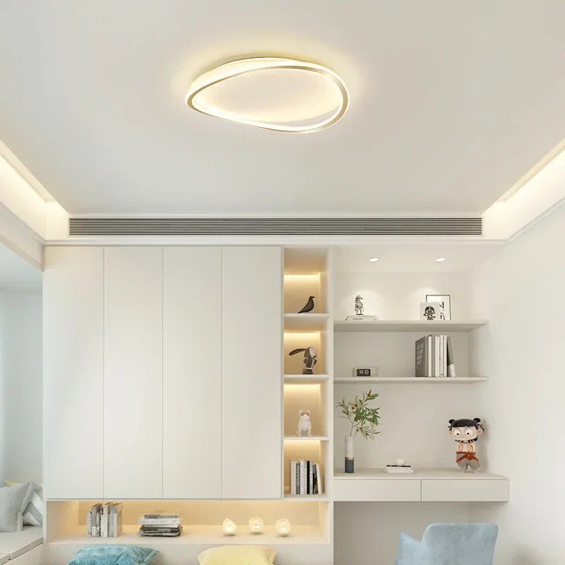 LuxeBrillance - Lampe de Lustre LED Moderne et Éclatante