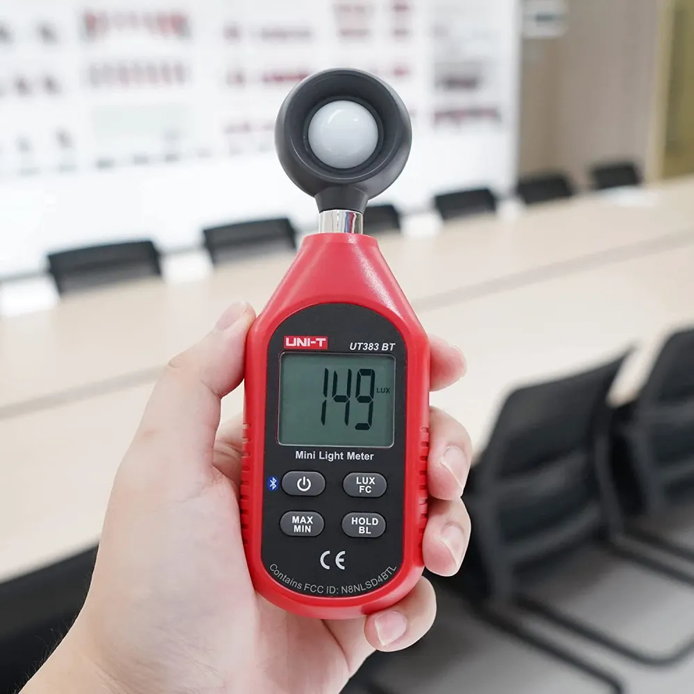 Luxmètre UNI-T UT383BT