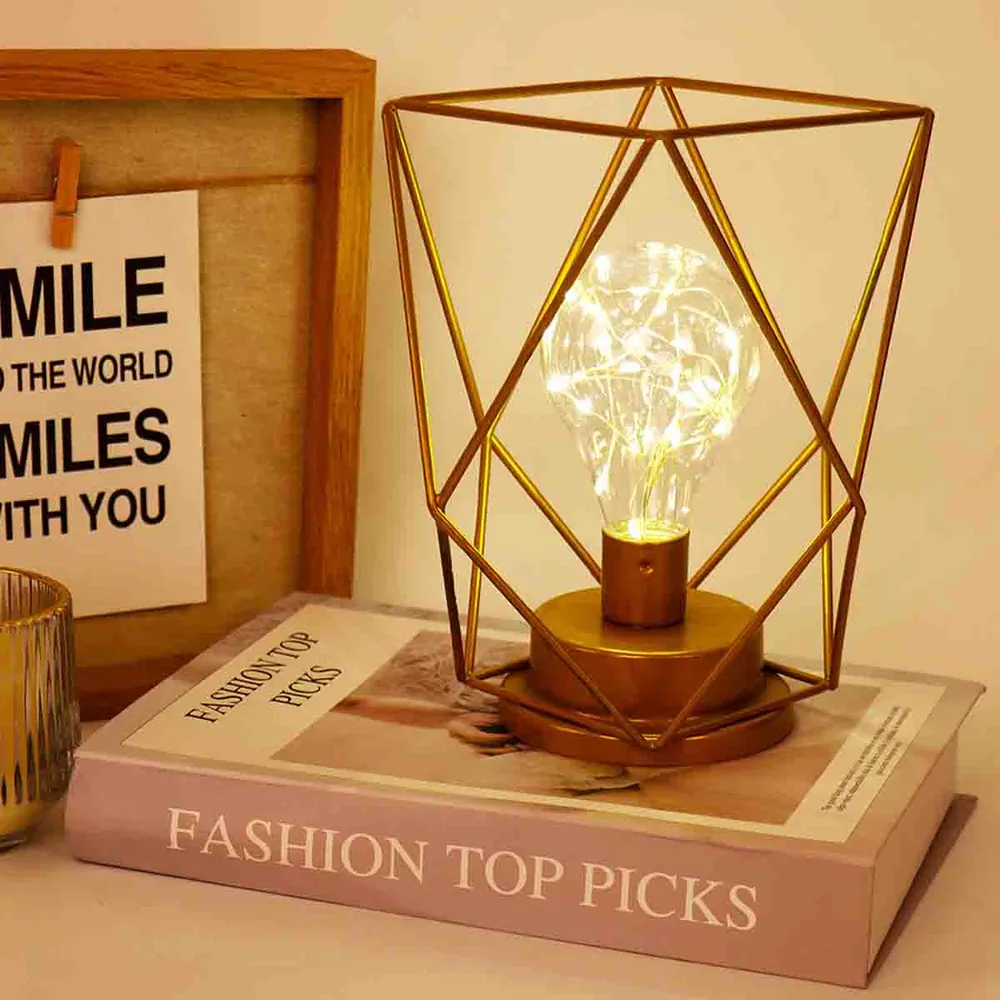 LAUREN TAYLOR - Wire Light or Magasins Hart | Hart Stores