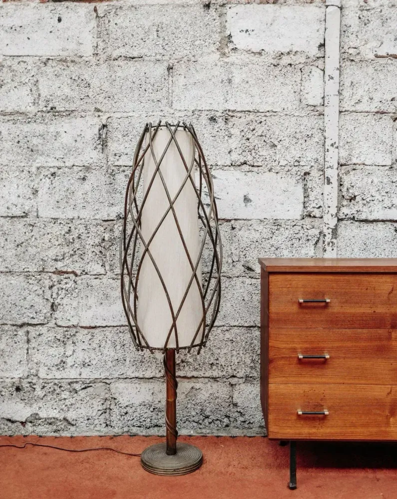 Julien, le lampadaire en rotin N°119 Marion